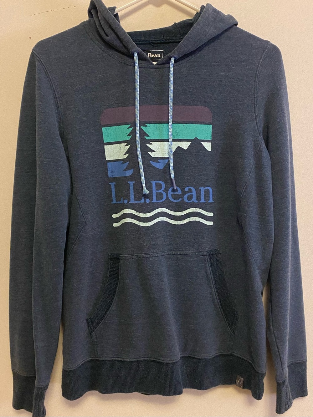 L.L. Bean Like New Unisex Navy Graphic Hoodie Sweatshirt